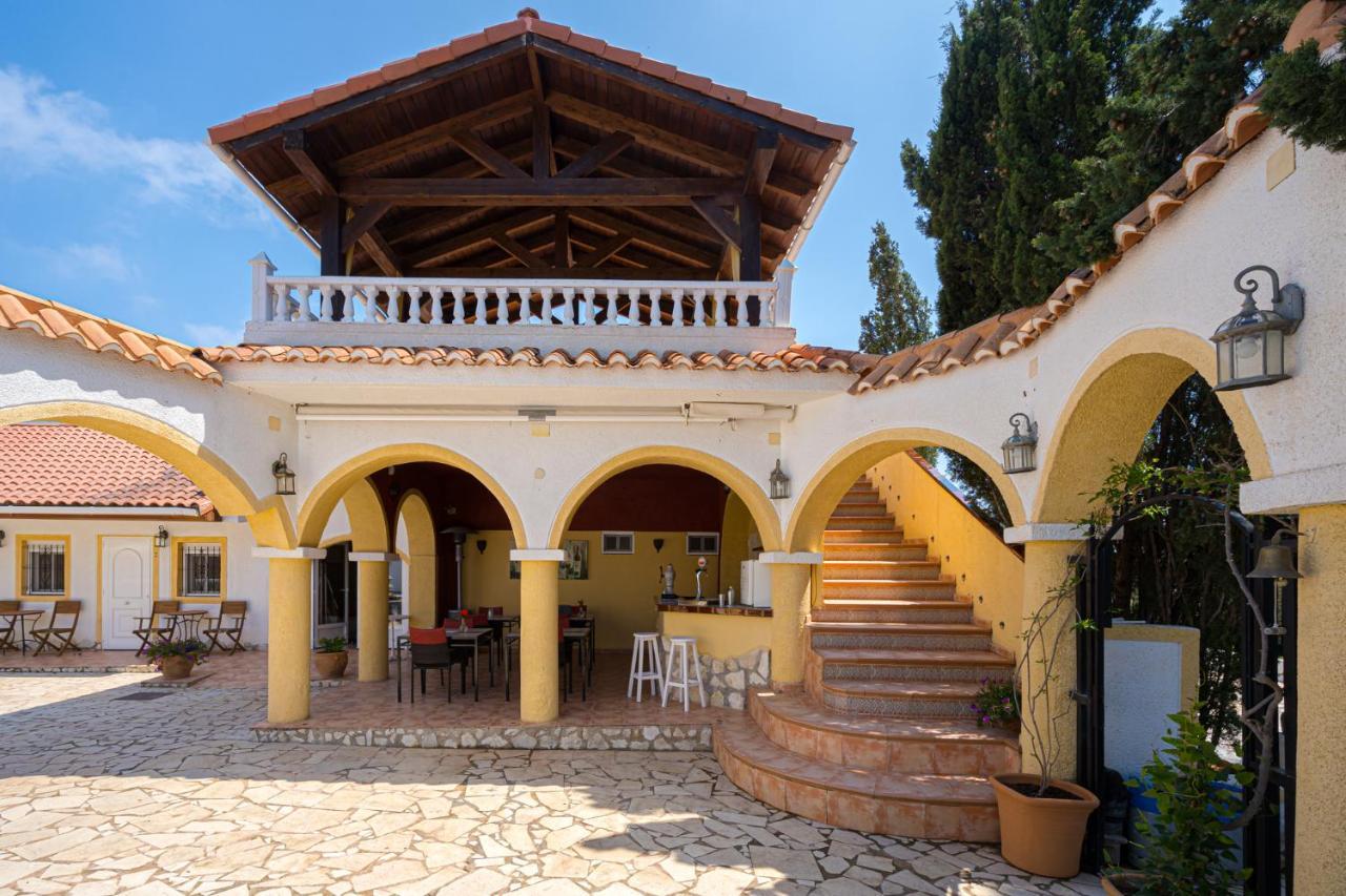 Finca Bilou Aigues エクステリア 写真
